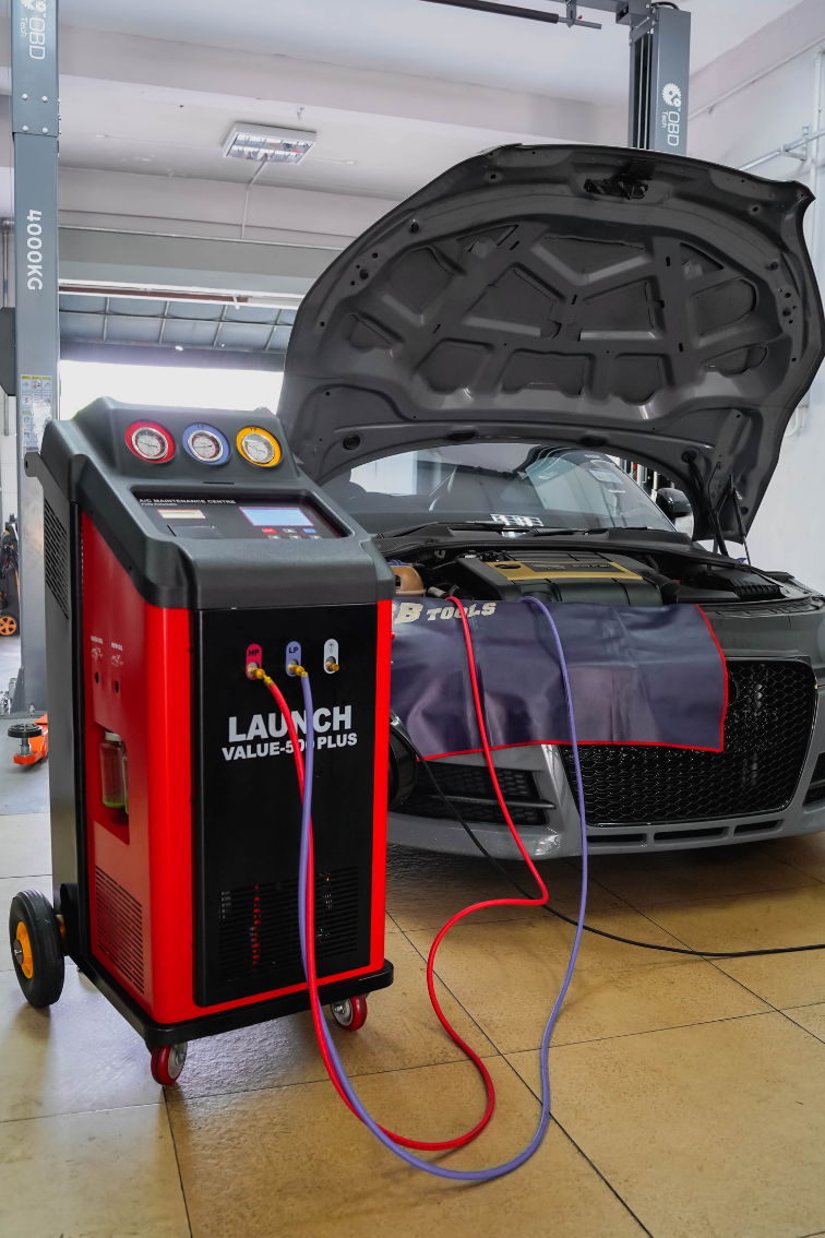 Technician running a diagnostic scan
